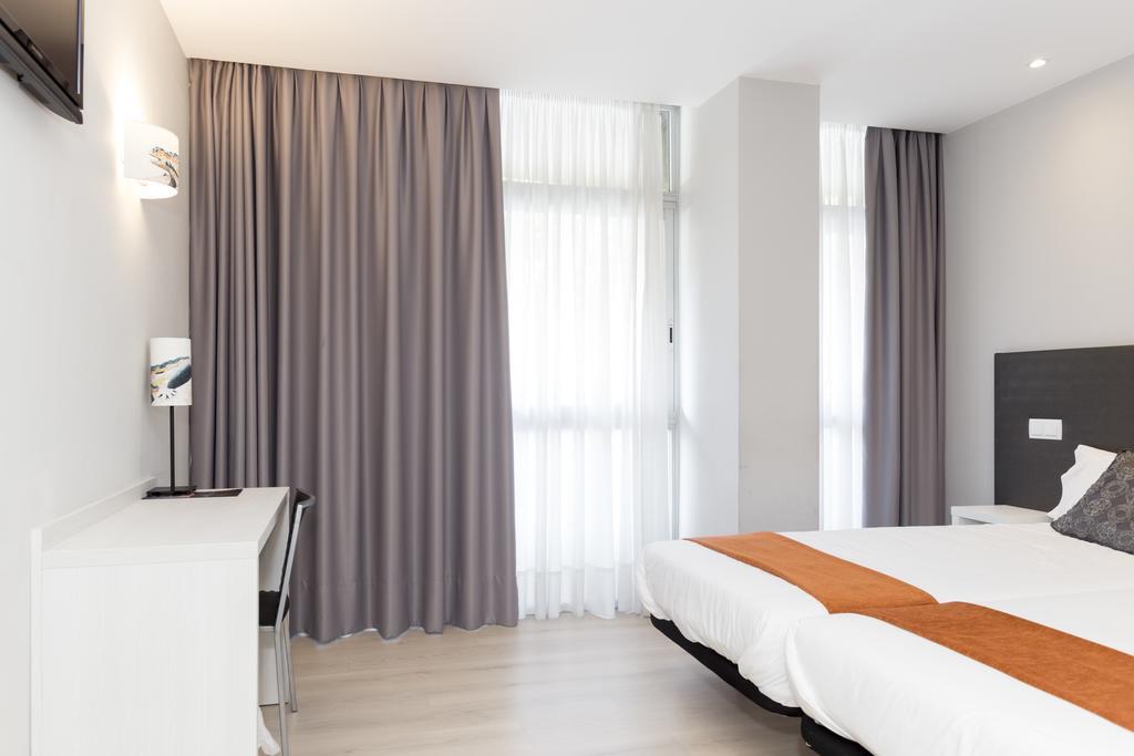Aslyp 114 Barcelone